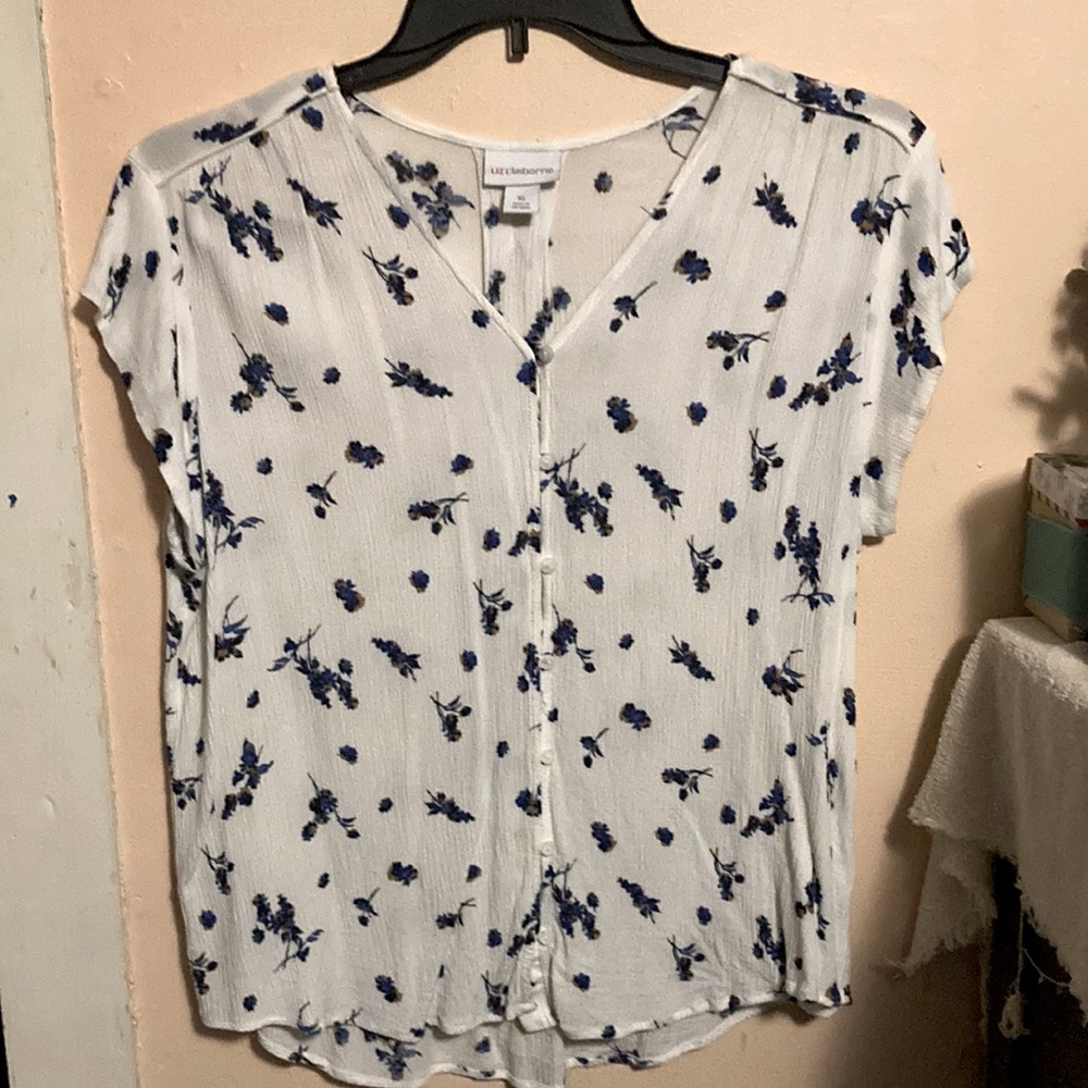 Women’s extra large, Liz, Claiborne, button up blouse